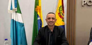Vagner Policia pede implantação de sistema de irrigação e drenagem no campo do Estádio Saraivão